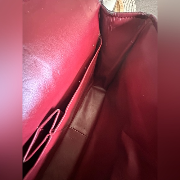 CHANEL Caviar Black Maxi Double Flap Classic Bag ( interior damage) - Picture 11 of 17